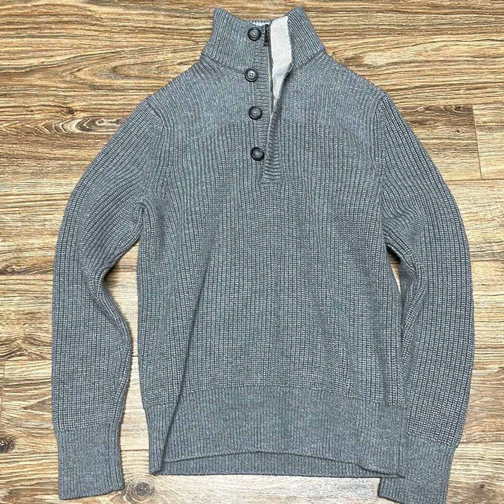 Mens Banana Republic Gray 3/4 Zip Sweater. Size Small.
